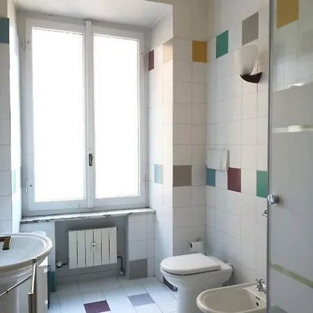 A In & Suites Genoa