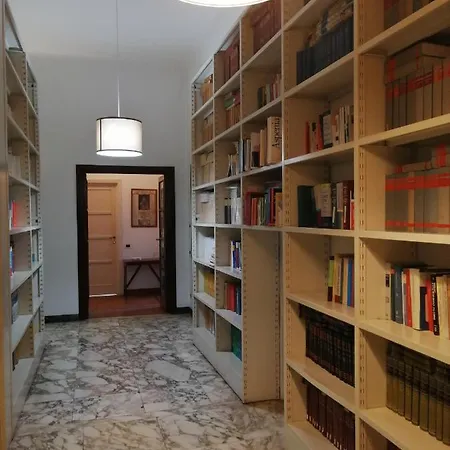 A In & Suites Guest house